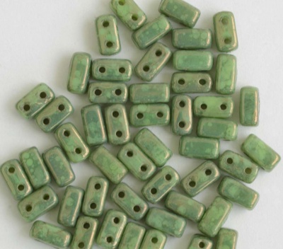 Brick Green Honeydew Moon Dust MD53200 Czech Mates Beads x 50
